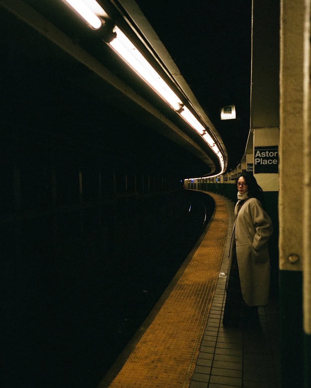 Moments on Modern City 🎞️

📸 Shot with #MinoltaTC1 
🎞️ #fujifilmsperiapremium400 
📍#nyc 

#filmphotography #analogphotography #streetphotography #2instagoodportraitlove #filmisnotdead 
#ishootfilm #filmphotography #naturefilmed #loadfilm #filmphotography #filmisnotdead #filmwave #drivebyfilm #cinegrain #photocinematica #magazine35mm #stademagazine #filmphotography #filmtweakers #shootitwithfilm #thefilmsorority #filmforall #shootfilmstaybroke #shootitwithfilm