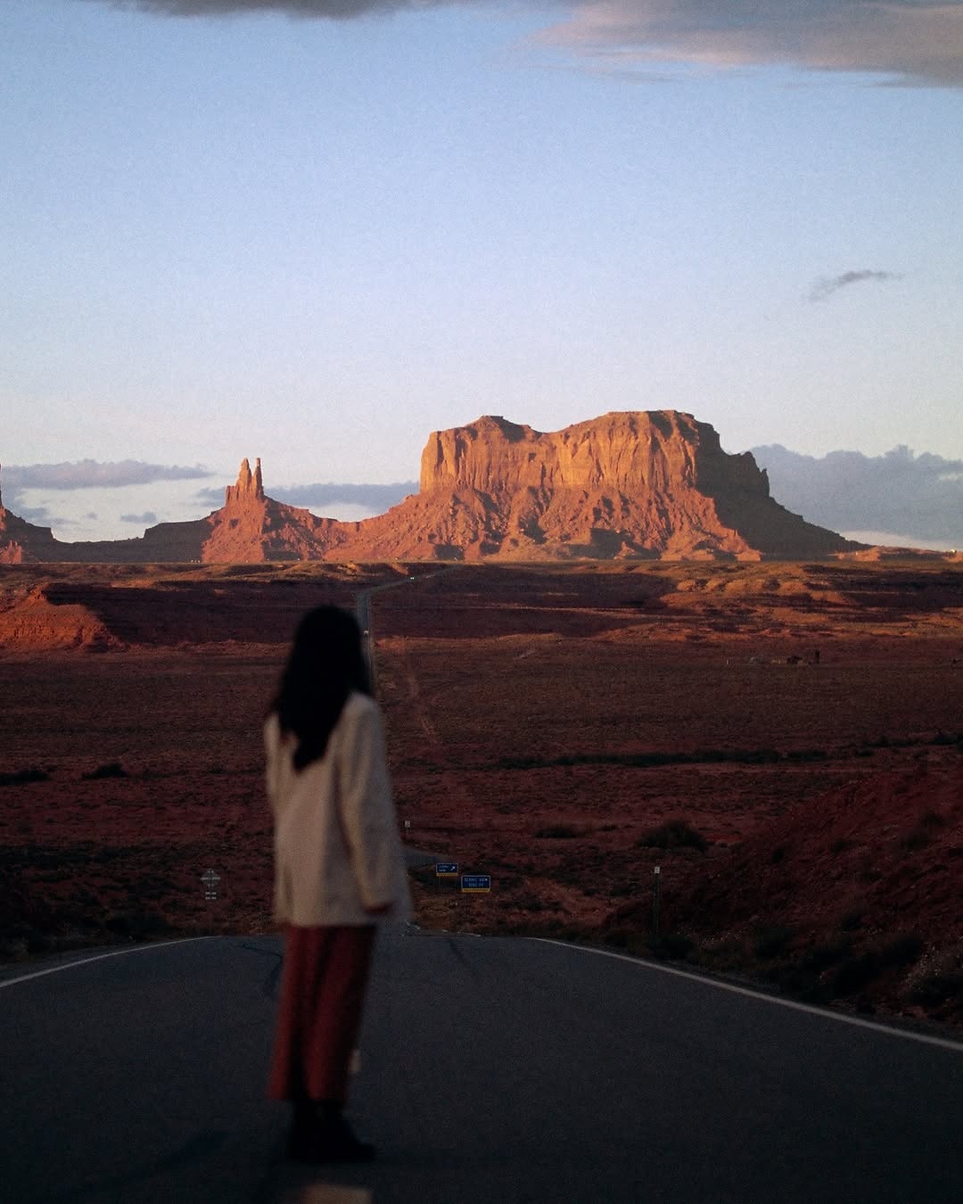 A cinematic moment captured on film 🎞️ : she stands quietly on an open road, watching as the fading daylight casts a warm, nostalgic glow across Monument Valley, evoking a timeless scene from a movie yet to be made.

📸 #EOS3
🎞️ #provia 

#shootfilmmag #loadfilm #photocinematica #magazine35mm #stademagazine #filmphotography #filmtweakers #shootitwithfilm #thefilmsorority #filmforall #shootfilmstaybroke #shootfilmmag #loadfilm #photocinematica #magazine35mm
#stademagazine #filmphotography #filmtweakers#shootitwithfilm #thefilmsorority #filmforall#shootfilmstaybroke #whimsifilm