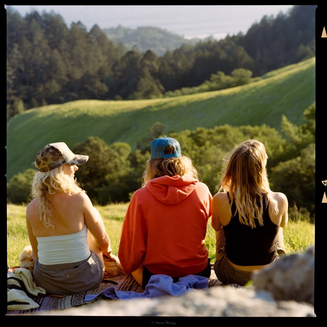 Moments of Gold 🎞️

📸 #hasselblad205tcc 
🎞️ #gold200 
#shootfilmmag #loadfilm #photocinematica #magazine35mm #stademagazine #filmphotography #filmtweakers #shootitwithfilm #thefilmsorority #filmforall #shootfilmstaybroke #shootfilmmag #loadfilm #photocinematica #magazine35mm
#stademagazine #filmphotography #filmtweakers#shootitwithfilm #thefilmsorority #filmforall#shootfilmstaybroke #kodak #kodakprofessional #earthandfilm #baeareafilm