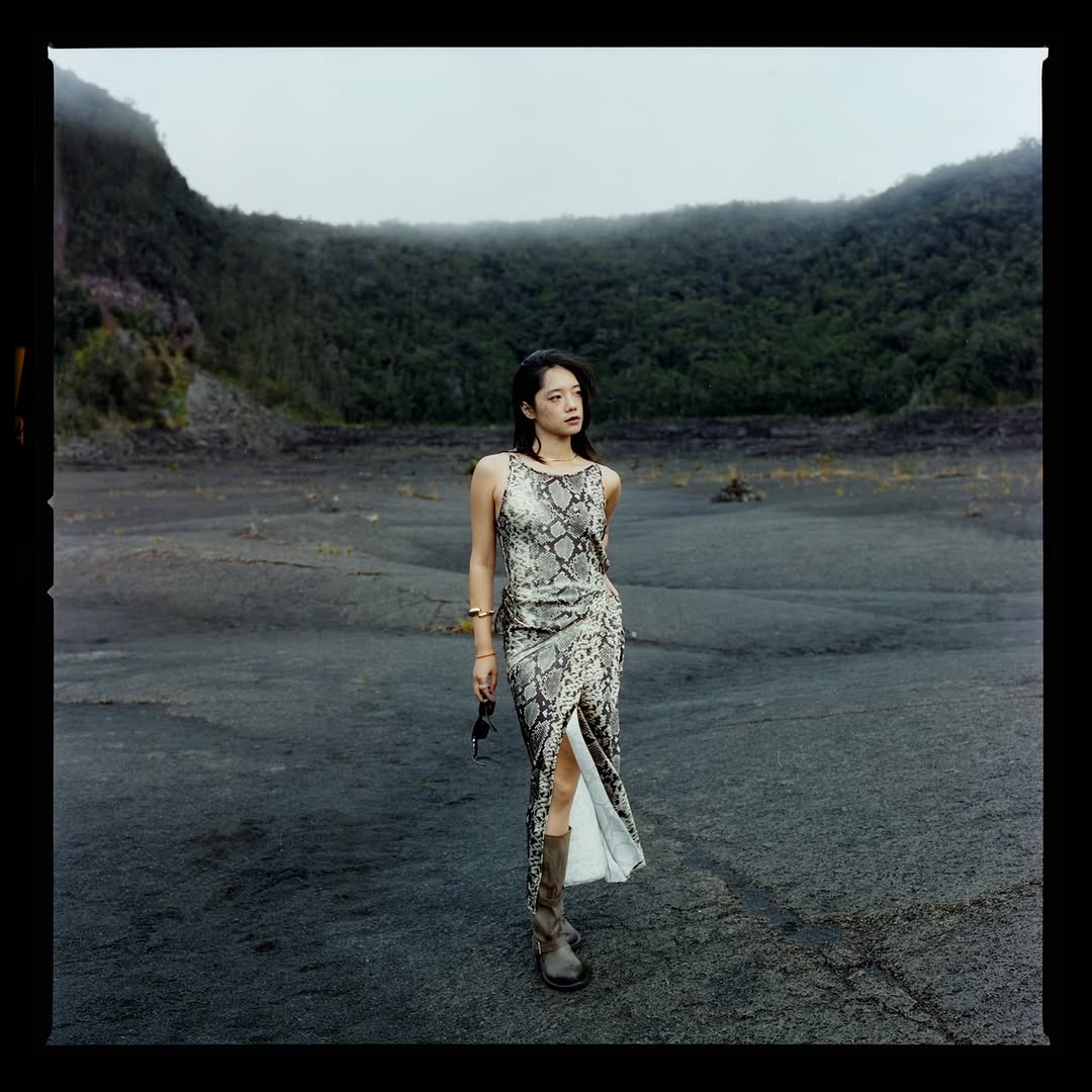 Cinematic moments in Big Island. 🌋
This is my first time visiting Big Island, really impressed by the view here. And my Hasselblad 205tcc was just repaired. So glad to shoot film again with it!

📸 #hasselblad205tcc
🎞️ #cinestill400d 
📍#sanfrancisco 
🧪 Developed and scanned by myself using #csnegativeplus with #csliteplus @cinestillfilm 
#shootfilmmag #loadfilm #photocinematica #magazine35mm #stademagazine #filmphotography #filmtweakers #shootitwithfilm #thefilmsorority #filmforall #shootfilmstaybroke#photocinematica #hummingmag #magazine35mm #kodak #cinestill #cinestill800