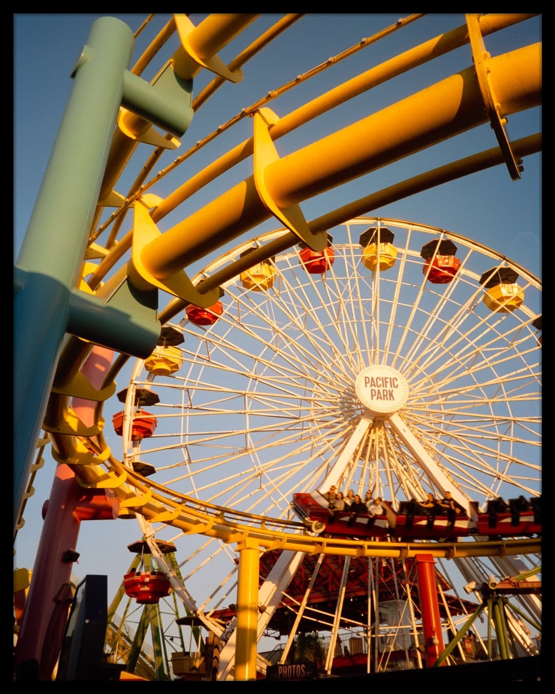 Magical sunset moments on the film 🎞️

📸 #minoltatc1 
🎞️ #cinestill50d 
📍#losangeles
🧪 Self development and scanned with #csnegativeplus @cinestillfilm 

#filmphotography #filmisnotdead #shotonfilm #35mm #leicam6 #earthminimal #simplyfilmmag #ishootfujifilm #ishootfilm #shootfilmmag #loadfilm #photocinematica #magazine35mm #stademagazine #filmphotography #filmtweakers #shootitwithfilm #thefilmsorority #filmforall #shootfilmstaybroke #hummingmag #cinestill