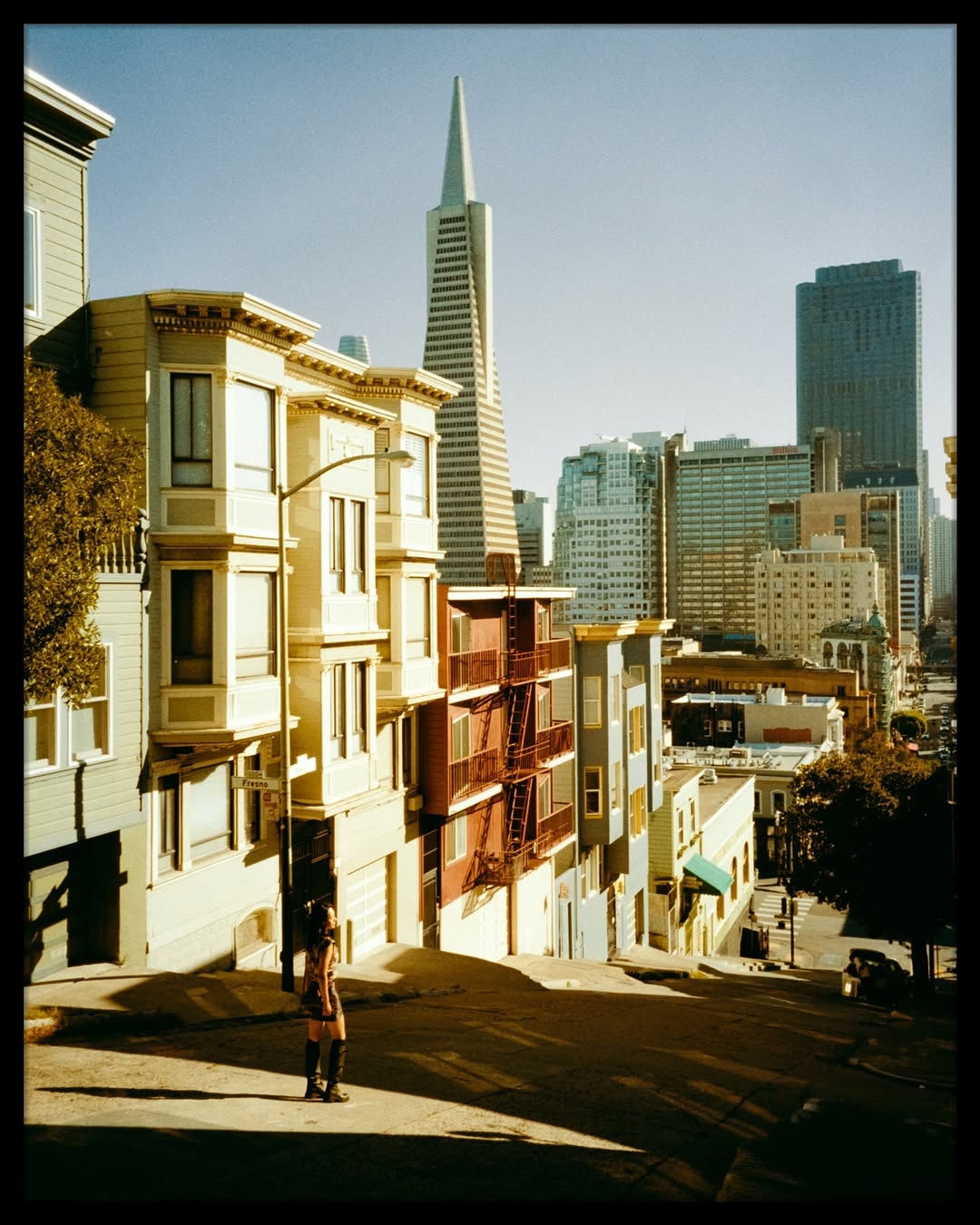 The golden light that I love in San Francisco 🎞️

📸 #minoltatc1 
🎞️ #kodakcolor200
📍#sanfrancisco
🧪 Self development and scanned with #csnegativeplus @cinestillfilm 

#filmphotography